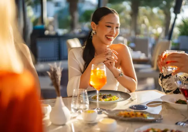 Jumeirah Residences at Al Maryah Island dining outlets in Abu Dhabi