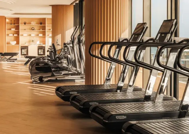 Jumeirah Residences at Al Maryah Island gym in Abu Dhabi